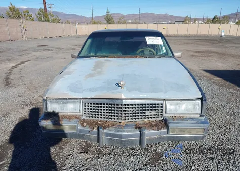 1990 Cadillac Deville z USA, uszkodzony, nr VIN 1G6CD5332L4324426